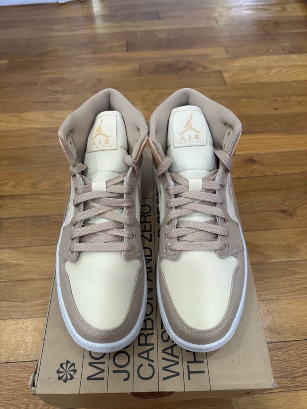*New* Jordan 1 Mid Women Brown (DV0427-102) Size 8.5W *Damaged Original Box* - Picture 6 of 11